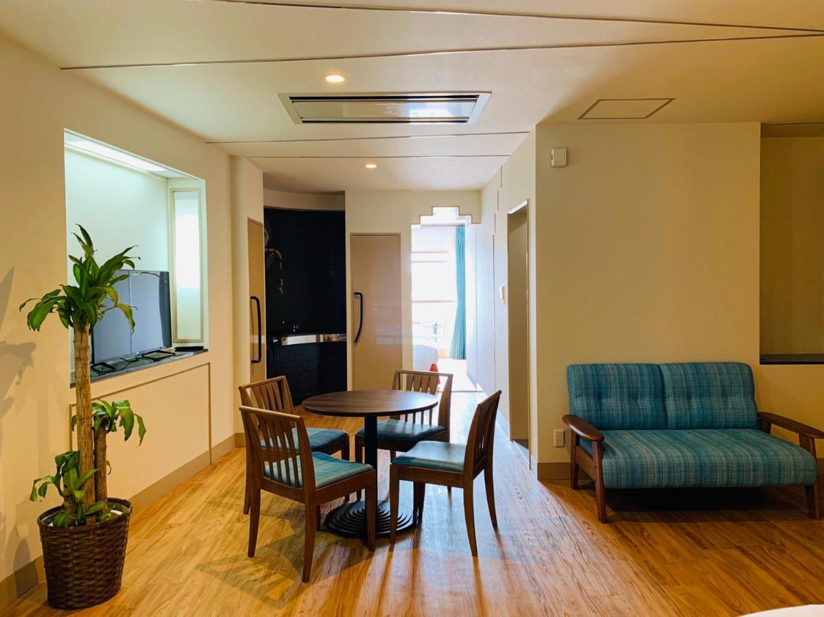 Hiyagunlanairesort Okinawa Exteriör bild